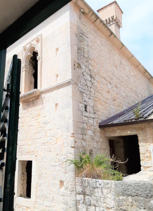 Rooms And Apartments Villa Town Gate Hvar Hvar Town Exterior foto