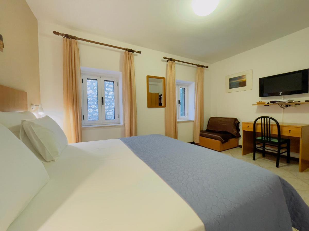 Rooms And Apartments Villa Town Gate Hvar Hvar Town Exterior foto